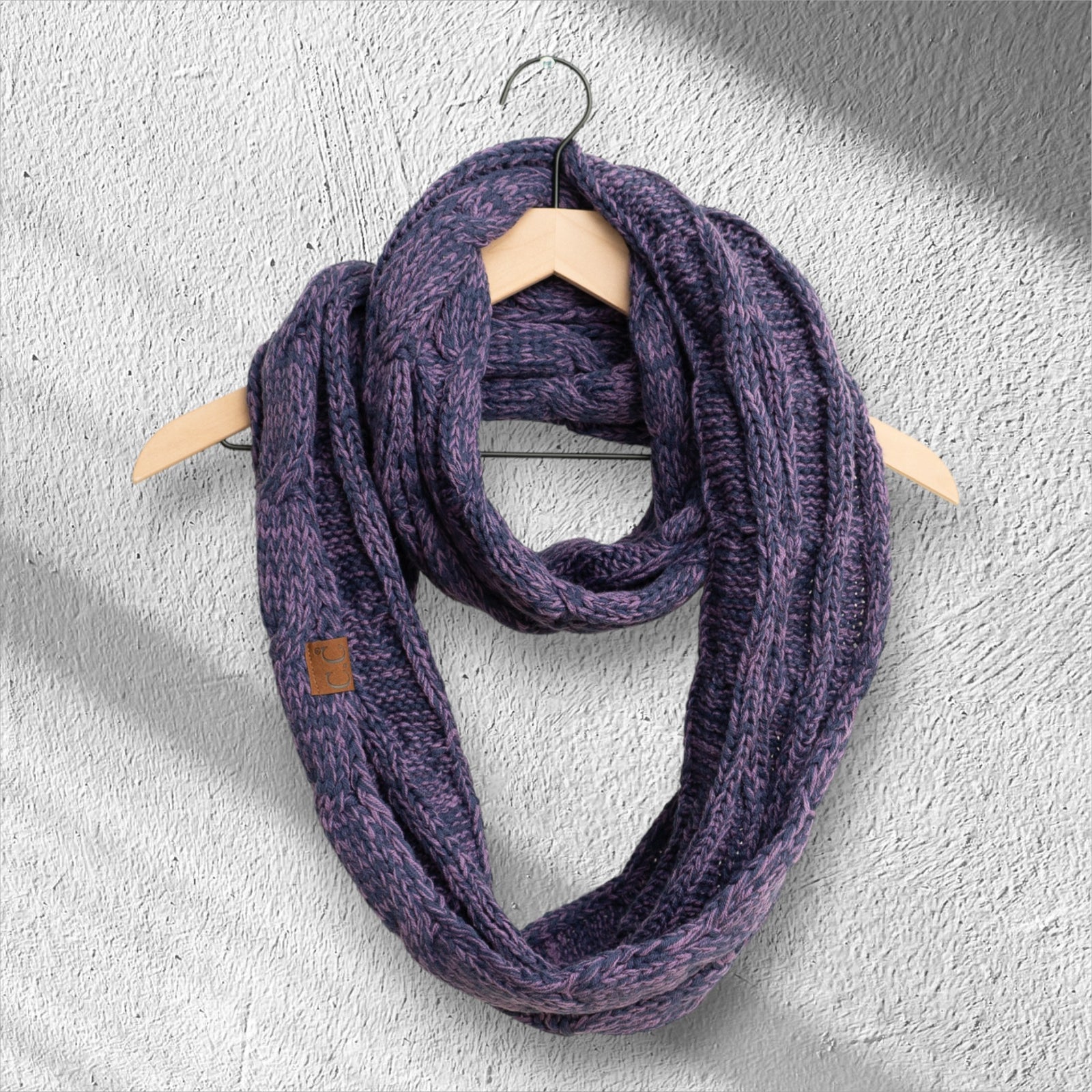 CC Comfy Infinity Scarf | 2-Tone