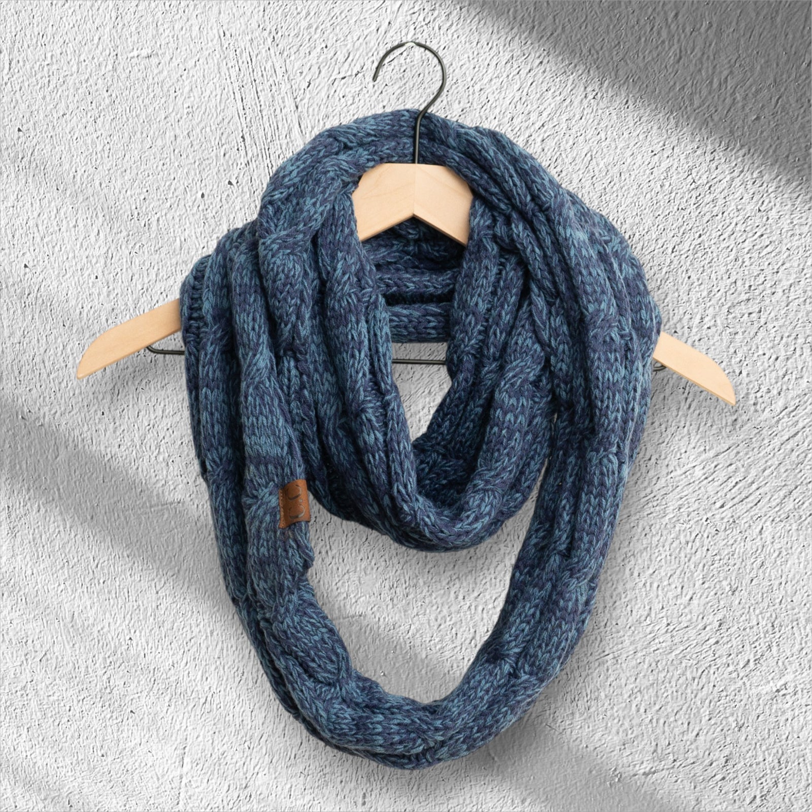 CC Comfy Infinity Scarf | 2-Tone