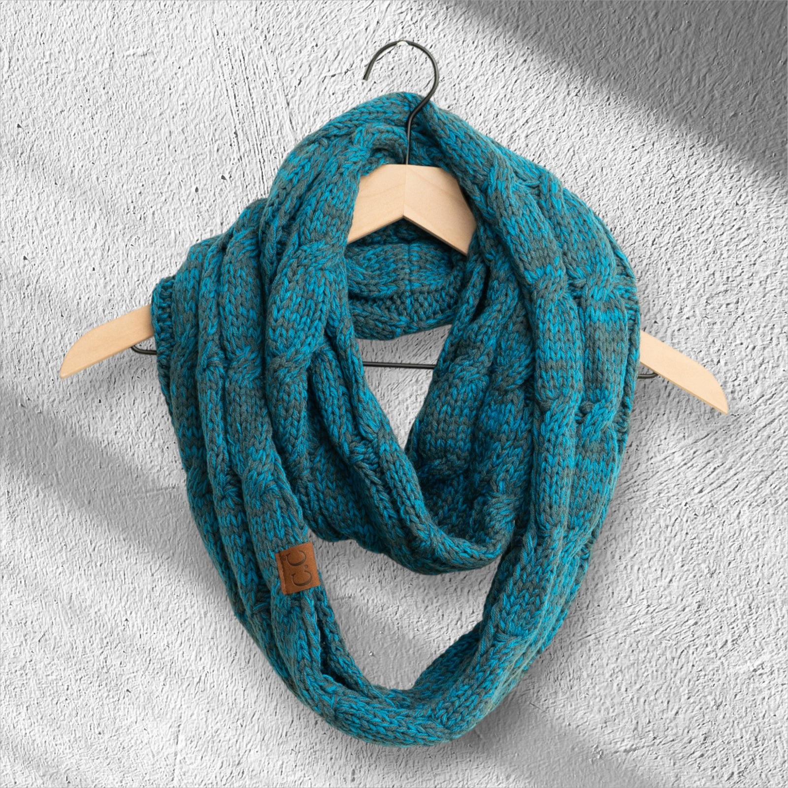 CC Comfy Infinity Scarf | 2-Tone