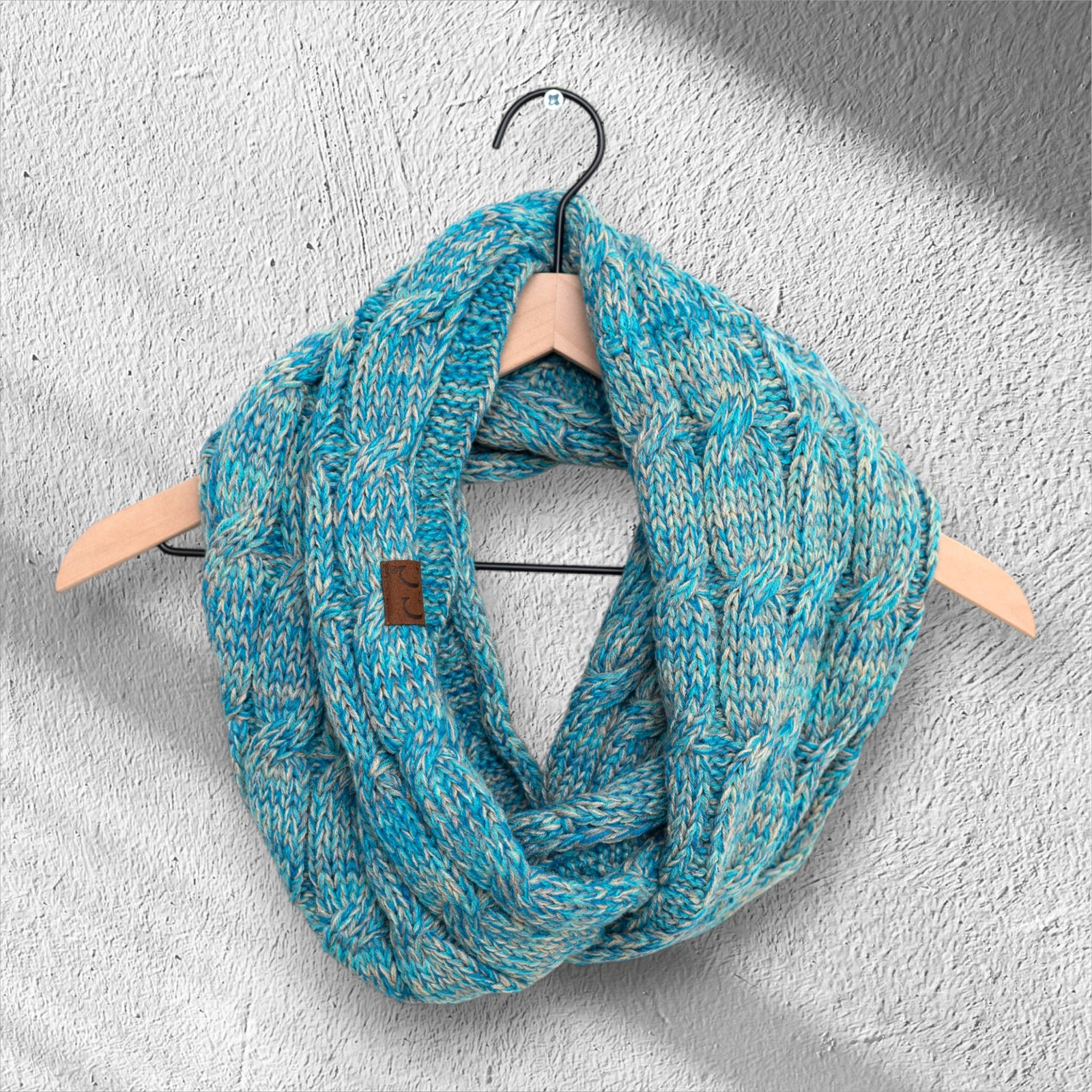 CC Comfy Infinity Scarf | 2-Tone