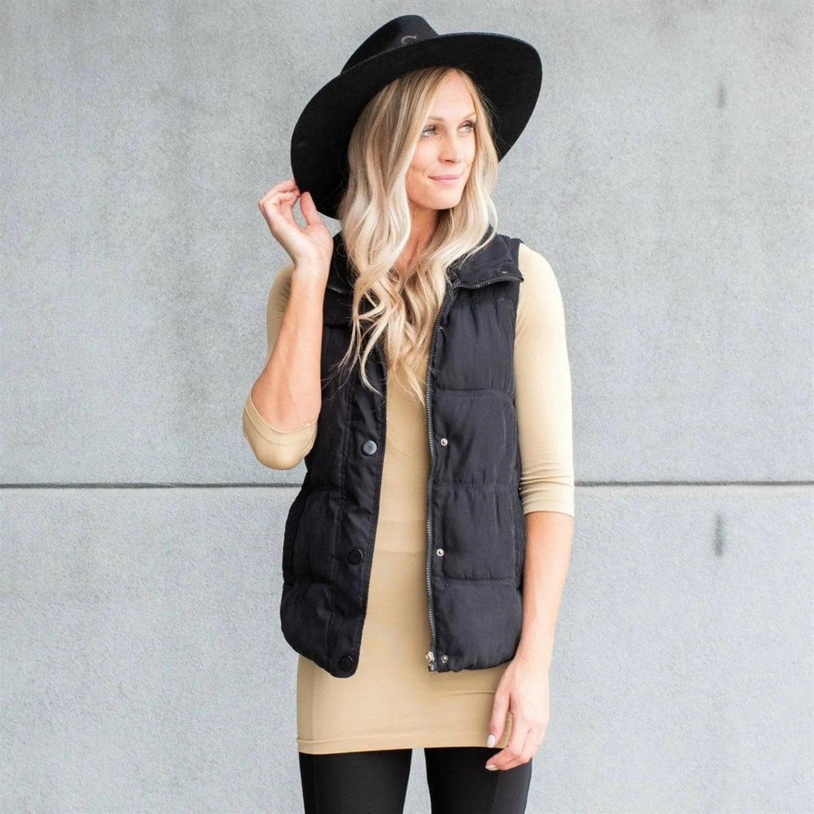 Compression 3/4 Sleeve Layering Basic - Truly Contagious