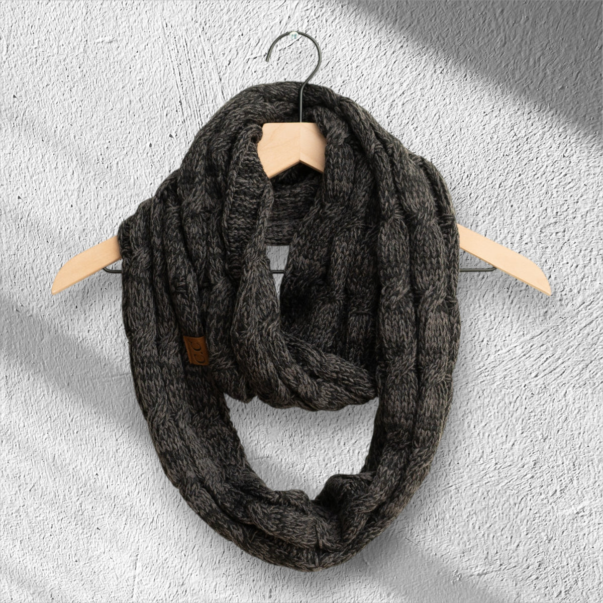 CC Comfy Infinity Scarf | 2-Tone