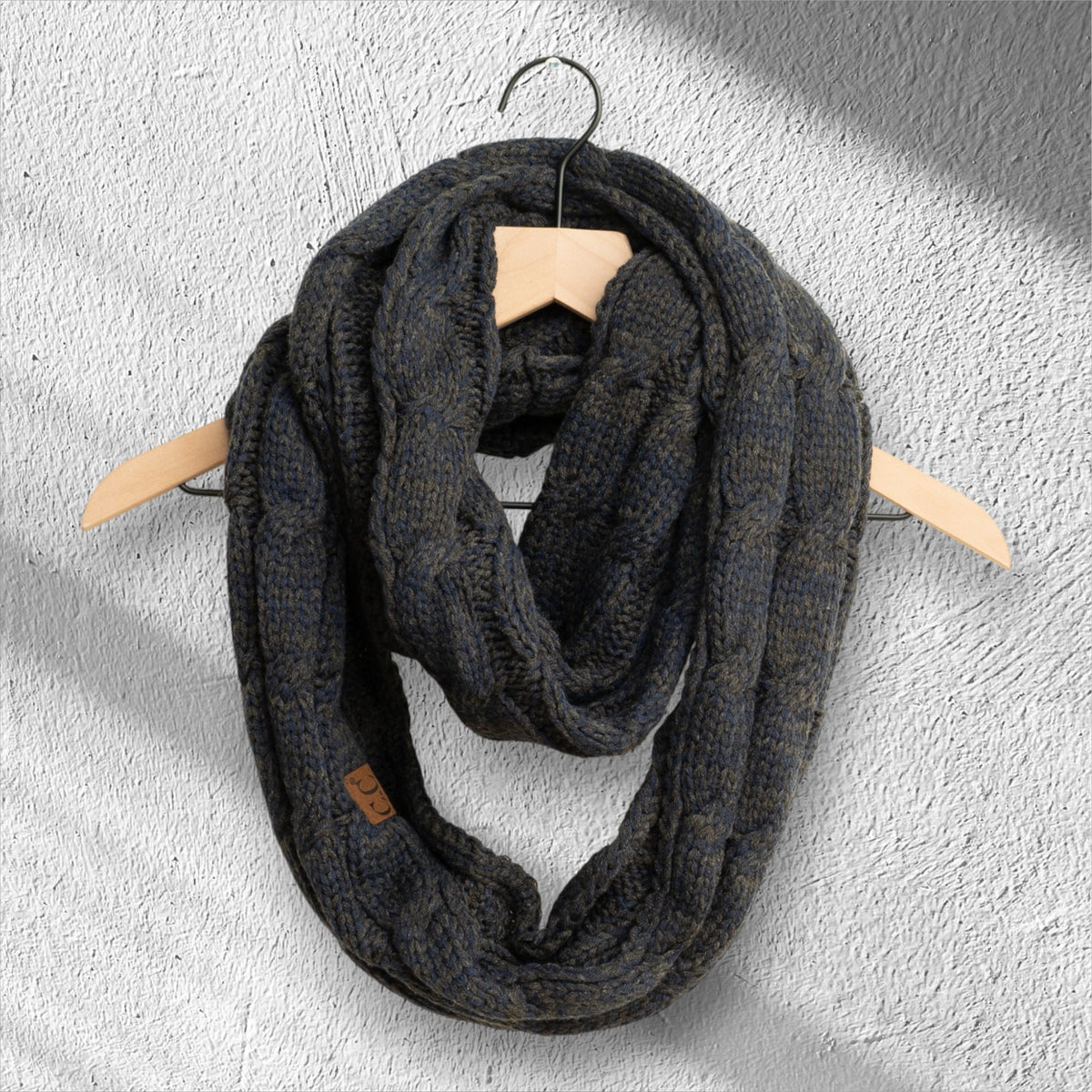 CC Comfy Infinity Scarf | 2-Tone