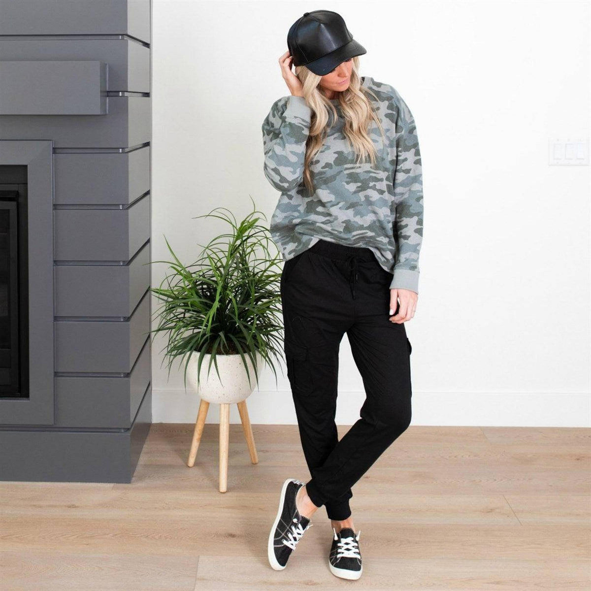 Ultra Soft Joggers With Cargo Pocket 1X - 3X Sizes (Truly Contagious / PALI) - Truly Contagious