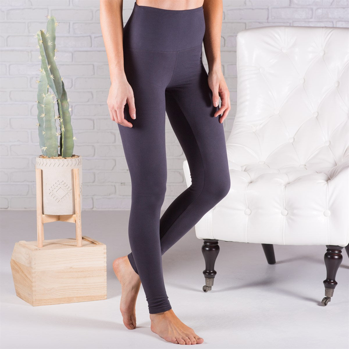 FLEO IS BACK!! 💫Get ready for the Super High Legging, the buttery