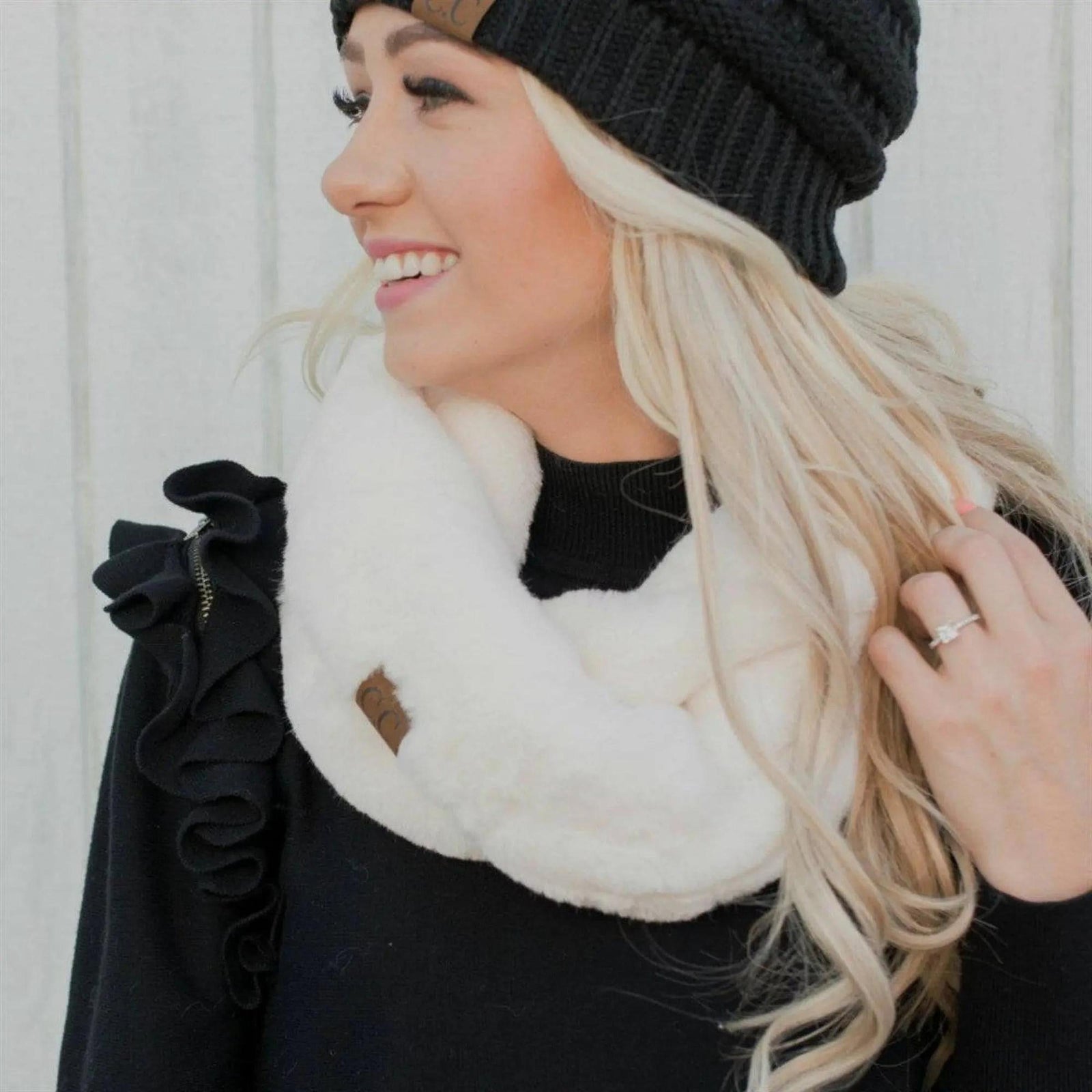 CC Sherpa Scarf - Truly Contagious