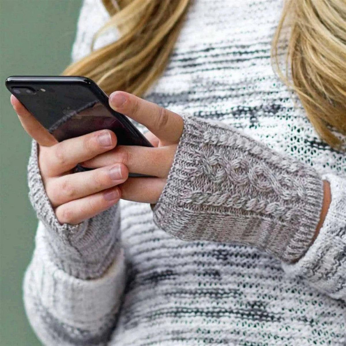 CC Touchscreen Glove w/ Cuff & Pom - Truly Contagious